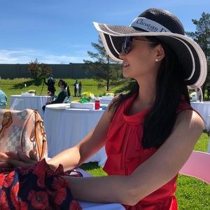 Meet your Posher, Anita